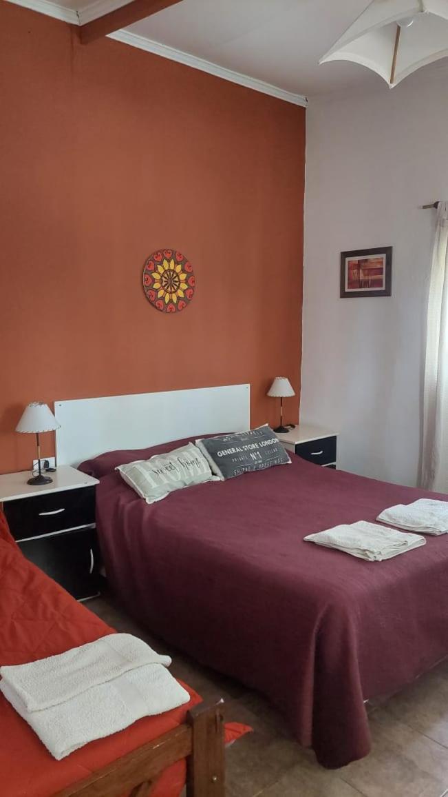 La Nilda Guest House Tandil Exterior photo