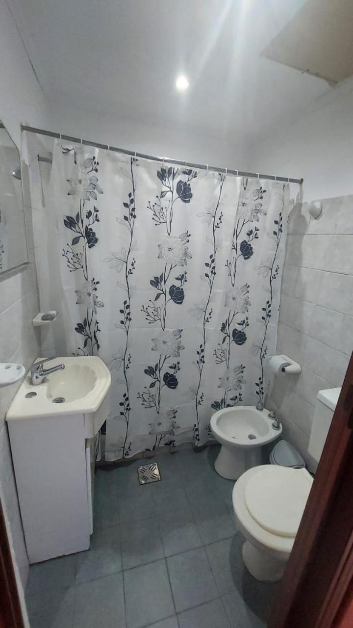 La Nilda Guest House Tandil Exterior photo